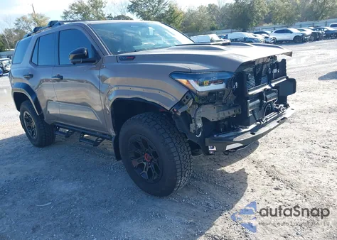 2025 Toyota 4Runner Hybrid Trd Pro z USA, uszkodzony, nr VIN JTEVB5BR6S5000935